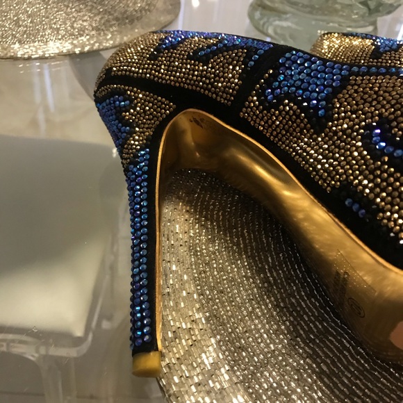 Ladies heels - Picture 3 of 7